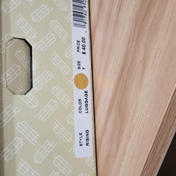 Italian shoe makers platform brown sandal size 7. NEW WITH BOX - Picture 2 of 9